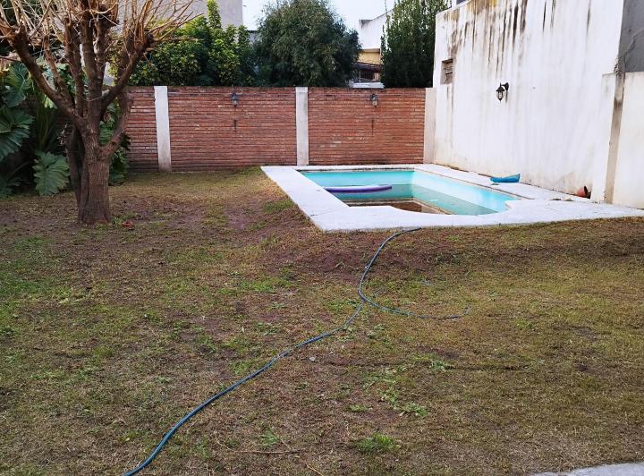 Casa · 90m² · 2 Ambientes · 1 Cochera