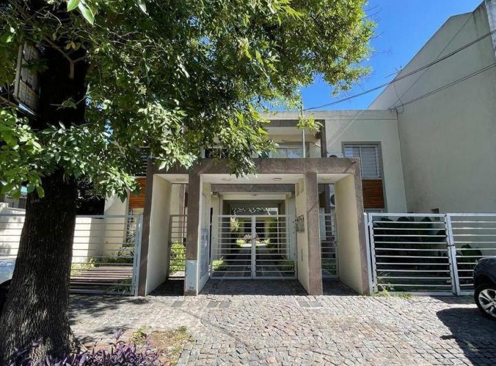 Casa · 90m² · 5 Ambientes