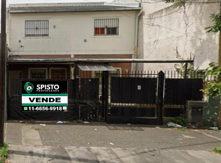 Casa · 150m² · 5 Ambientes · 2 Cocheras