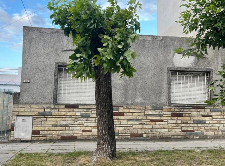 Casa · 180m² · 4 Ambientes