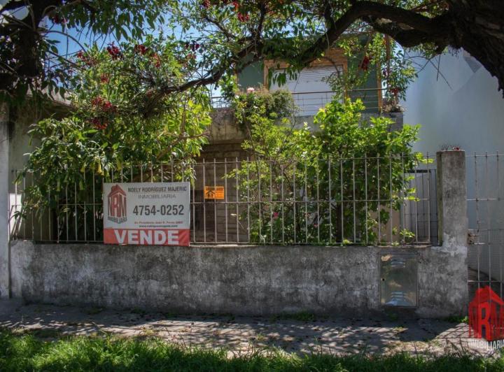 Casa · 80m² · 3 Ambientes · 1 Cochera