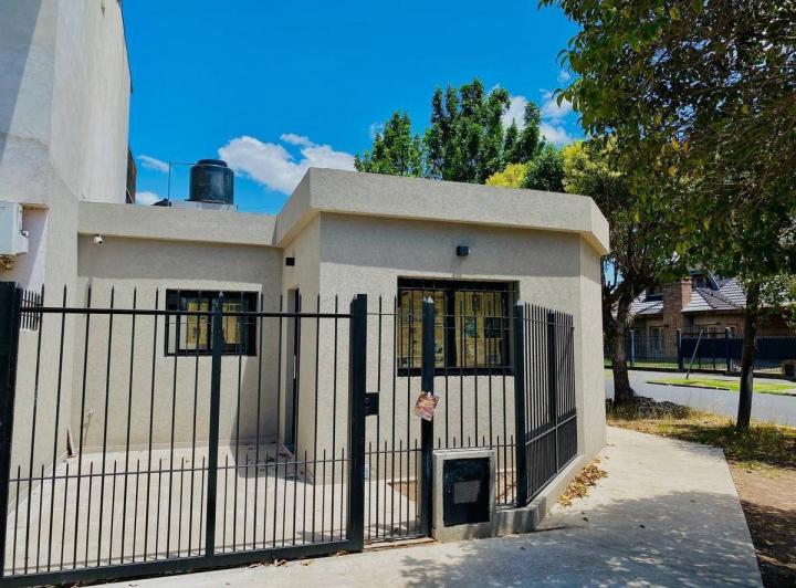 Casa · 54m² · 3 Ambientes · 1 Cochera