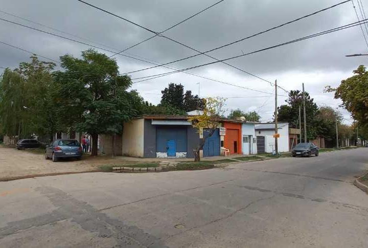 Casa · 300m² · 6 Dormitorios · 4 Cocheras