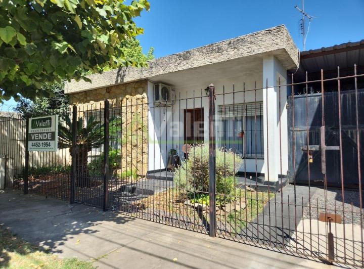 Casa · 78m² · 3 Ambientes · 2 Cocheras