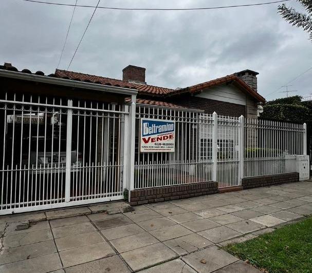 Casa · 145m² · 3 Ambientes · 1 Cochera