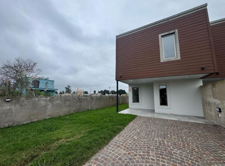 Casa · 109m² · 4 Ambientes · 1 Cochera