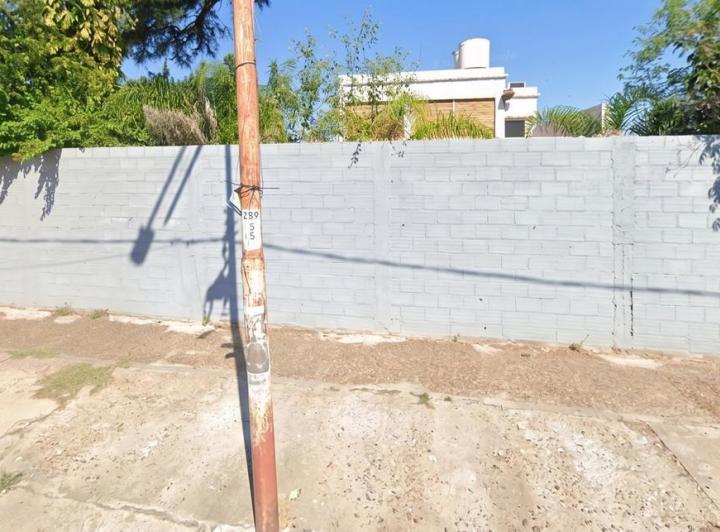 Casa · 150m² · 5 Ambientes · 4 Cocheras