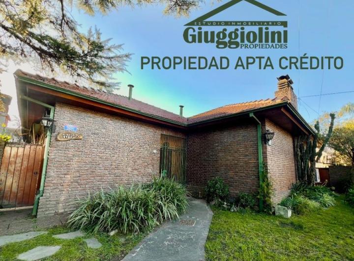 Casa · 198m² · 4 Ambientes · 2 Cocheras