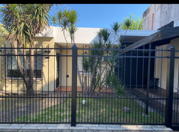 Casa · 154m² · 4 Ambientes · 1 Cochera