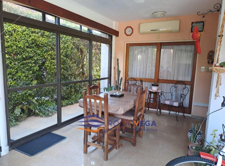 Casa · 212m² · 5 Ambientes