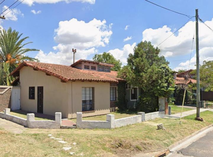 Casa · 80m² · 4 Ambientes · 1 Cochera