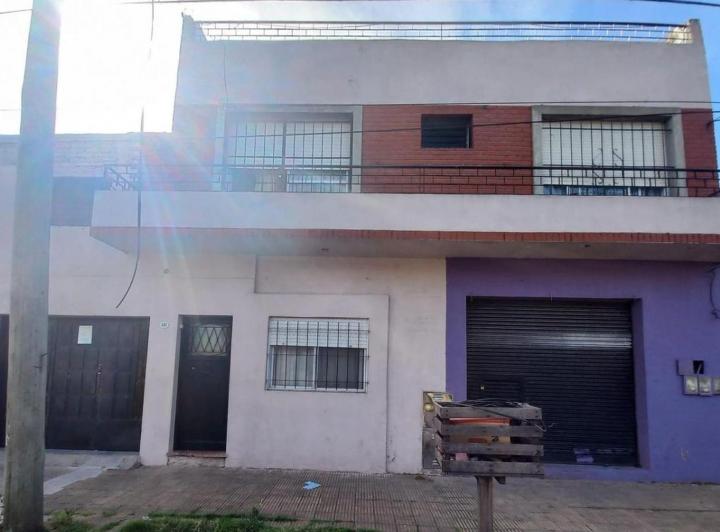 Casa · 190m² · 6 Ambientes · 1 Cochera
