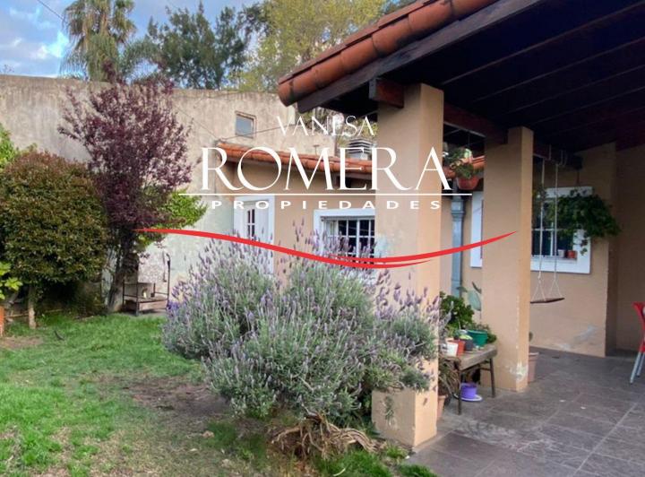 Casa · 92m² · 4 Ambientes · 1 Cochera