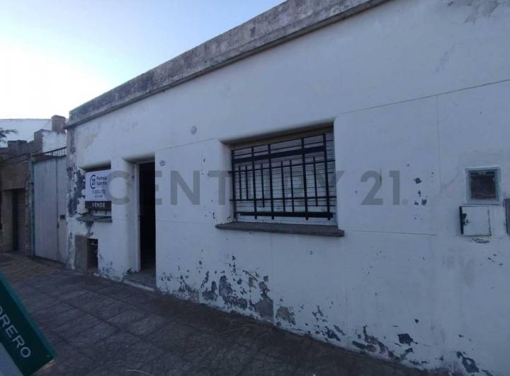 Casa · 177m² · 5 Ambientes · 3 Cocheras