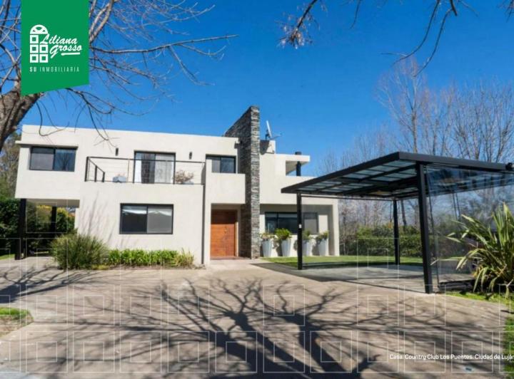Casa · 388m² · 6 Ambientes · 2 Cocheras