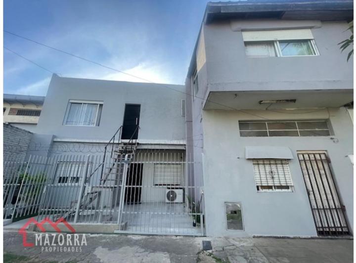 Casa · 200m² · 1 Ambiente