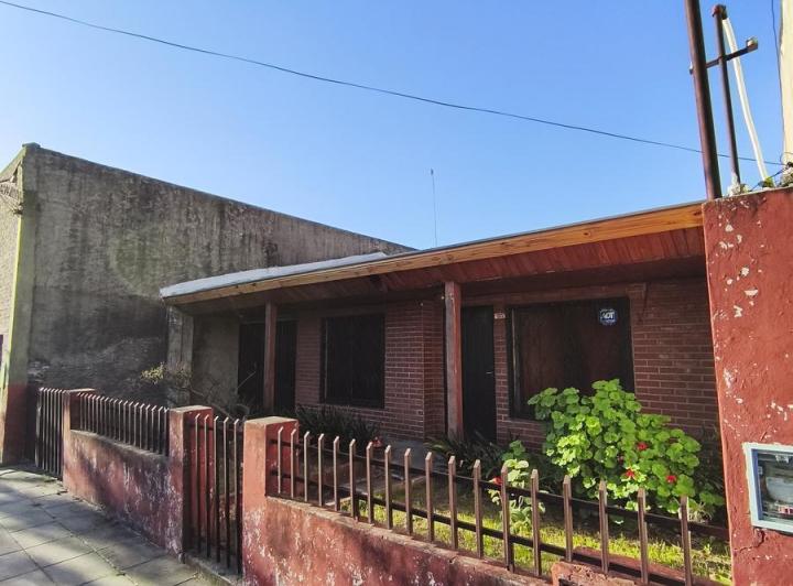 Casa · 150m² · 4 Ambientes · 2 Cocheras