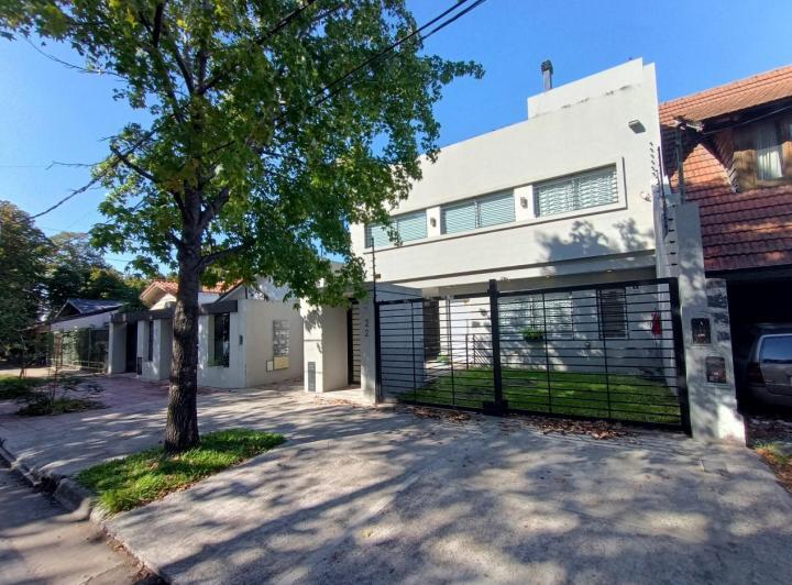 Casa · 100m² · 4 Ambientes