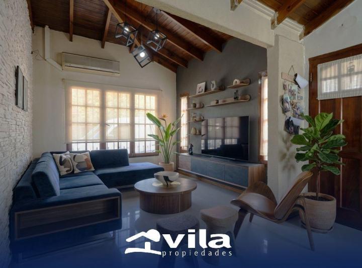 Casa · 148m² · 5 Ambientes · 1 Cochera
