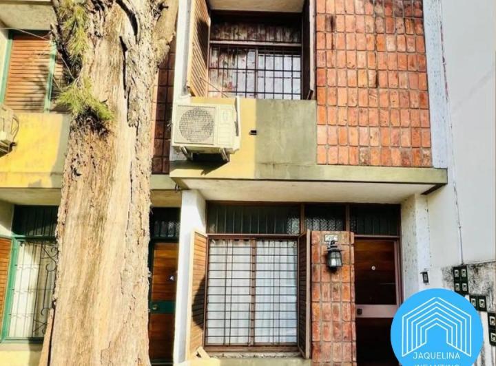 Casa · 84m² · 3 Ambientes · 1 Cochera