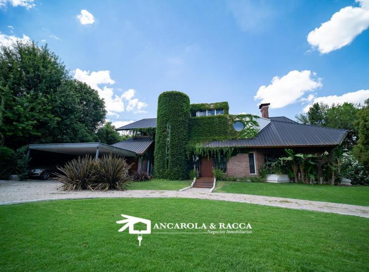 Casa · 500m² · 7 Ambientes · 7 Cocheras