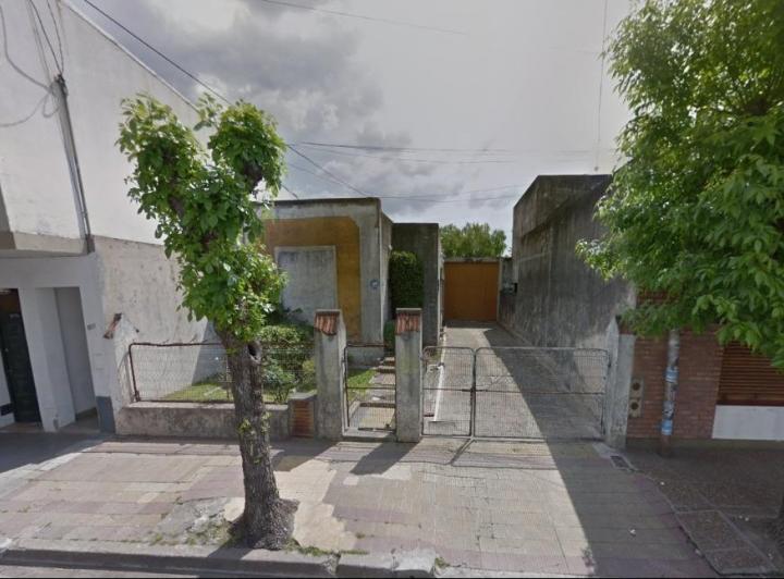 Casa · 167m² · 2 Dormitorios · 2 Cocheras