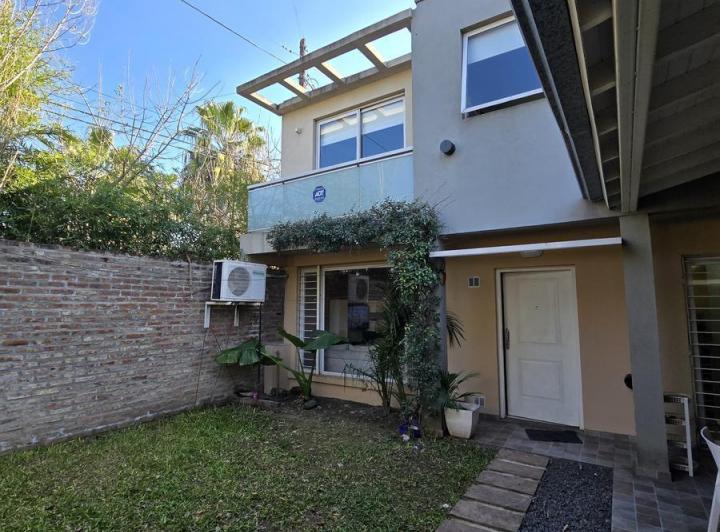 Casa · 100m² · 4 Ambientes · 1 Cochera
