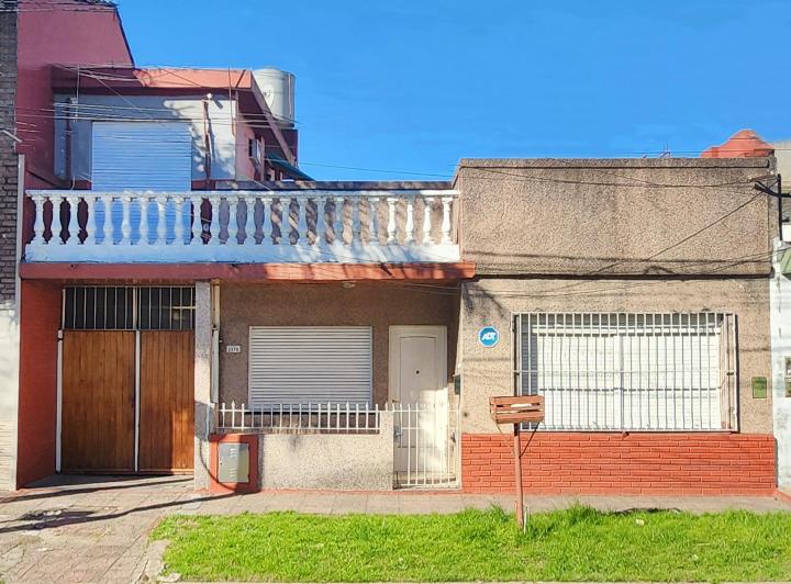 Casa · 105m² · 5 Ambientes · 1 Cochera