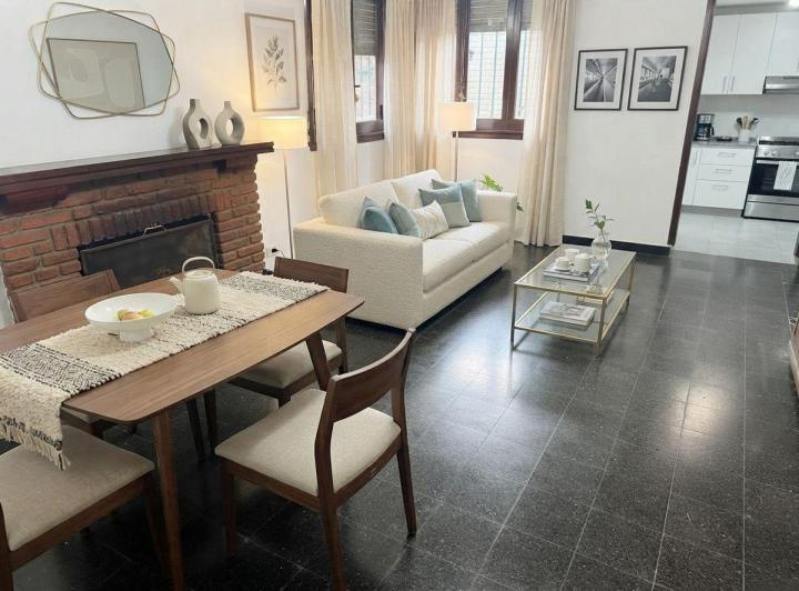 Casa · 186m² · 5 Ambientes · 2 Cocheras