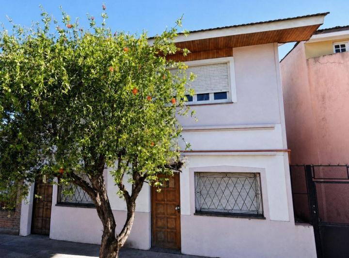 Casa · 120m² · 6 Ambientes