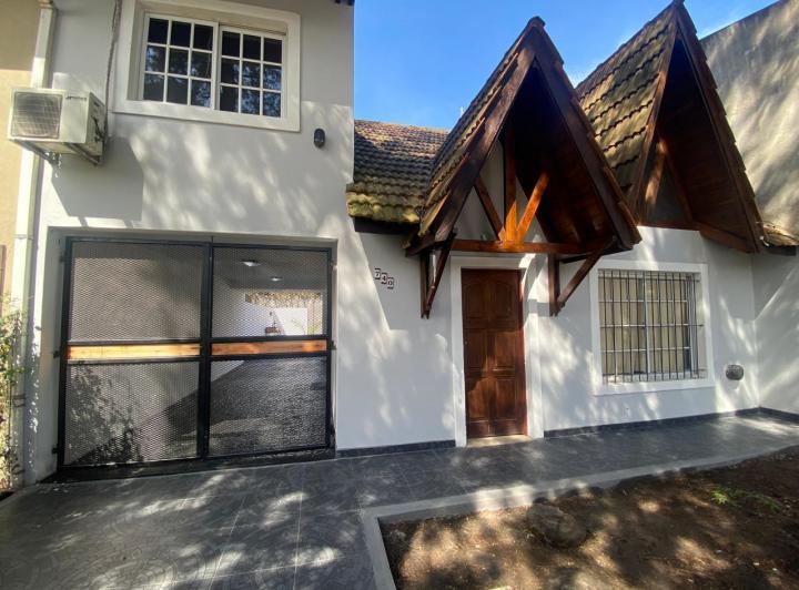 Casa · 100m² · 3 Dormitorios · 3 Cocheras