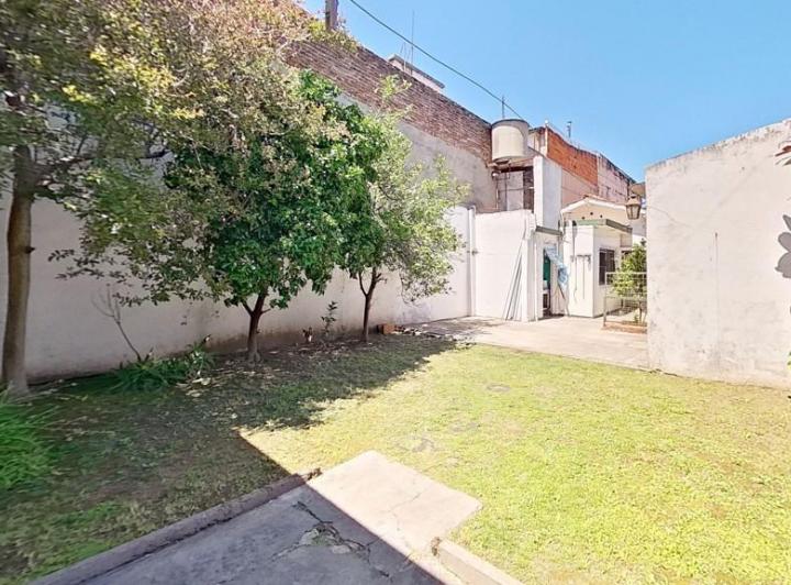 Casa · 122m² · 4 Ambientes · 2 Cocheras
