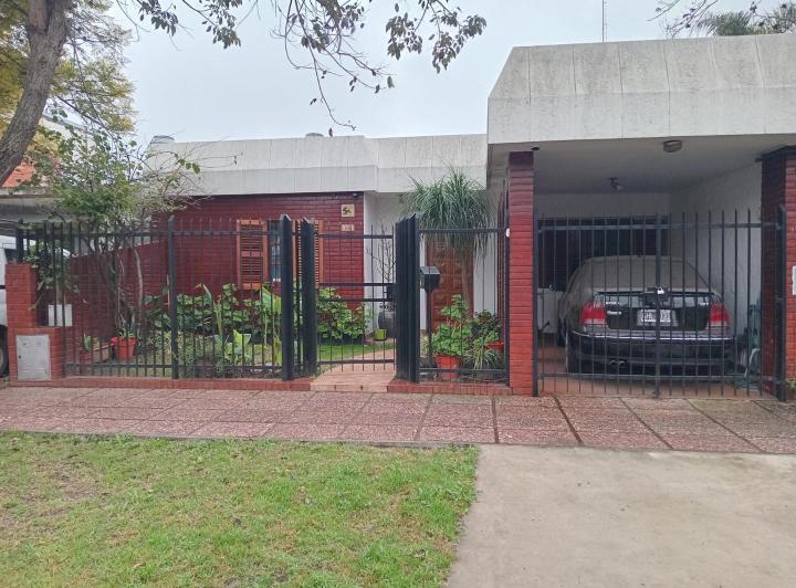 Casa · 120m² · 4 Ambientes · 1 Cochera