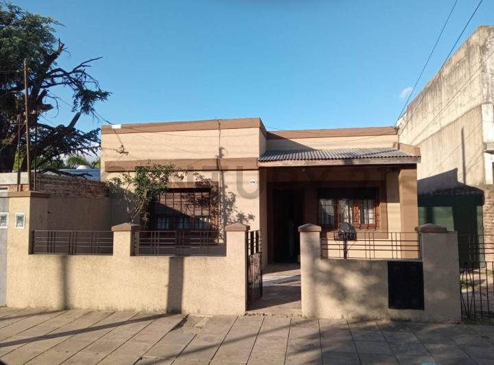 Casa · 350m² · 4 Ambientes