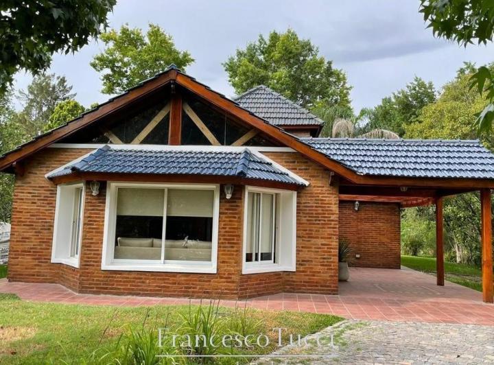 Casa · 120m² · 4 Ambientes · 1 Cochera