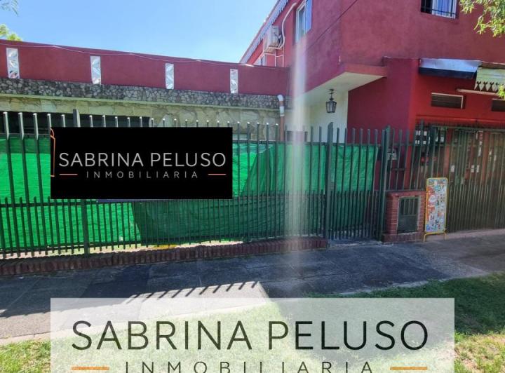 Casa · 450m² · 6 Ambientes
