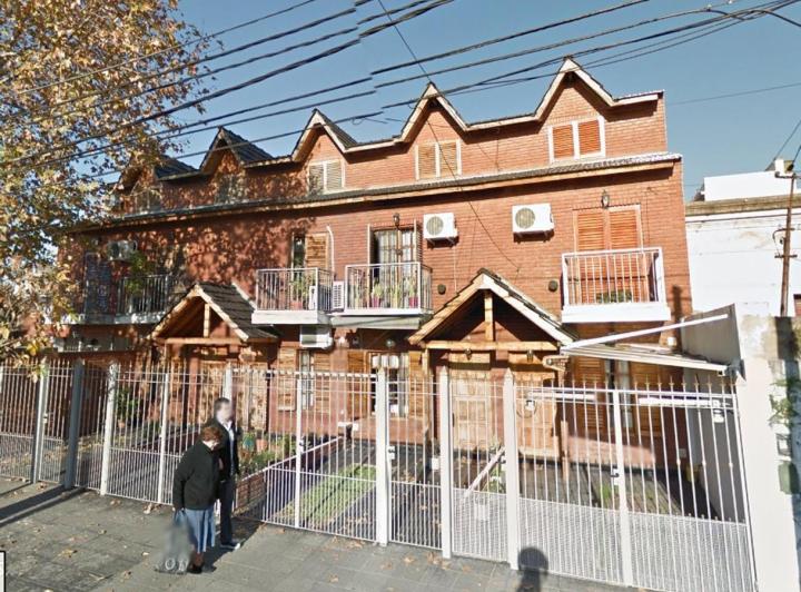 Casa · 95m² · 3 Ambientes · 1 Cochera