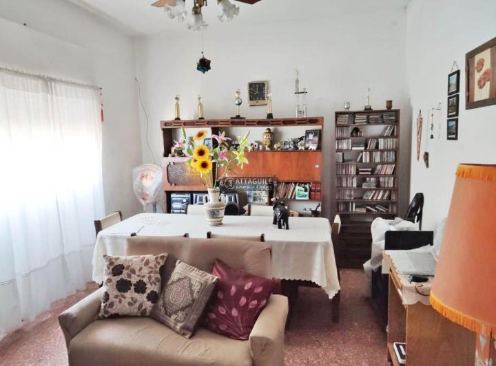 Casa · 81m² · 3 Ambientes · 1 Cochera
