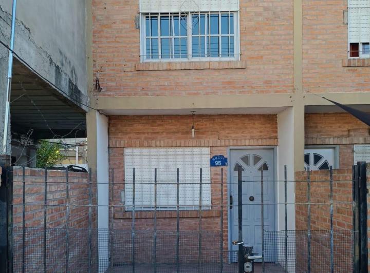 Casa · 75m² · 3 Ambientes · 1 Cochera