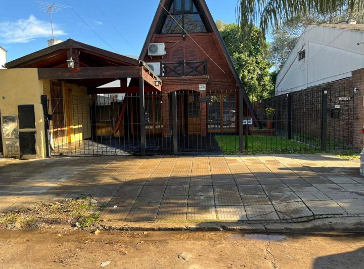 Casa · 120m² · 3 Ambientes · 1 Cochera
