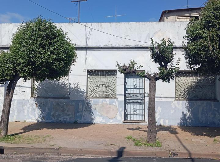 Casa · 140m² · 3 Ambientes · 1 Cochera