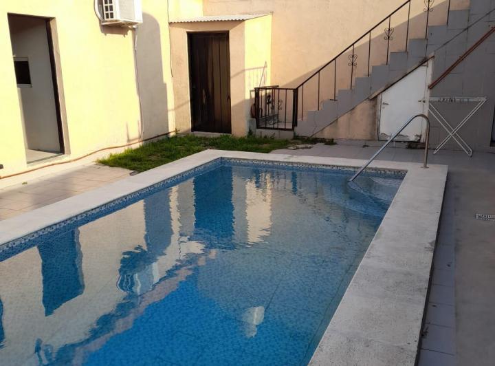 Casa · 173m² · 3 Ambientes · 2 Cocheras