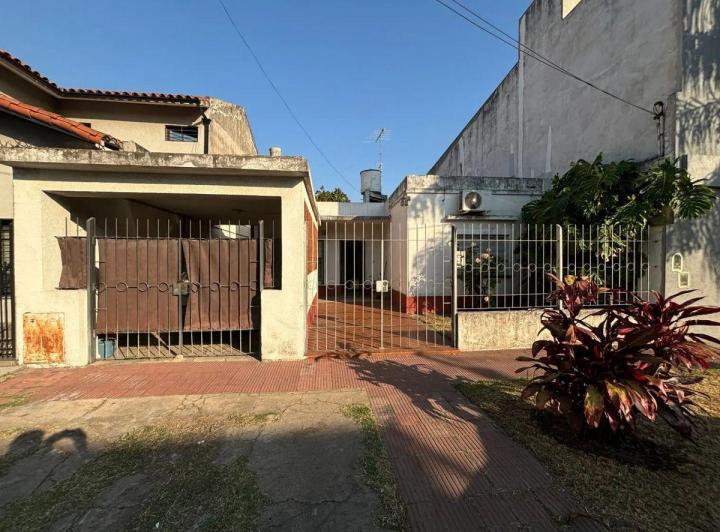 Casa · 92m² · 3 Ambientes · 1 Cochera