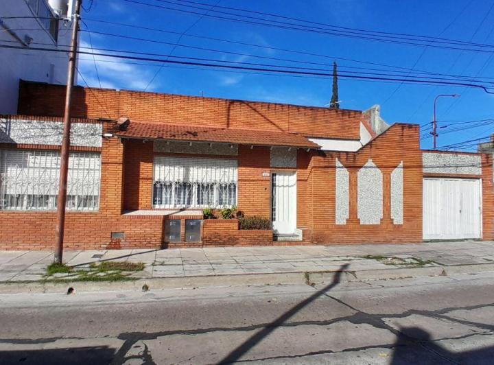 Casa · 120m² · 3 Ambientes · 1 Cochera