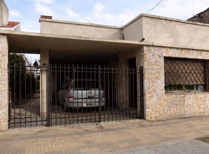Casa · 190m² · 4 Ambientes · 1 Cochera