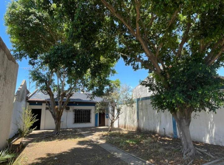 Casa · 150m² · 4 Ambientes · 2 Cocheras