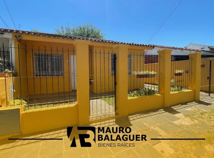 Casa · 80m² · 4 Ambientes · 2 Cocheras