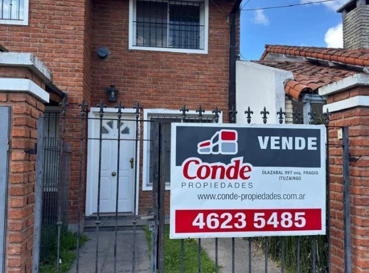 Casa · 60m² · 3 Ambientes · 1 Cochera
