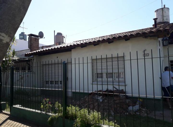 Casa · 100m² · 4 Ambientes · 1 Cochera