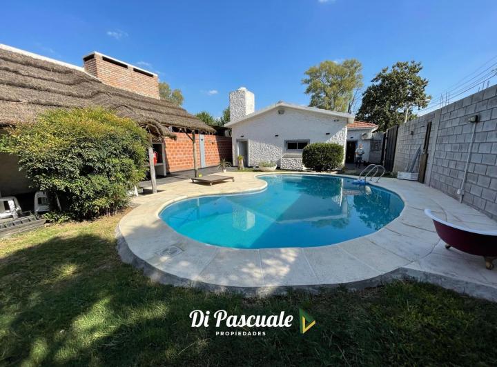 Casa · 90m² · 3 Ambientes · 1 Cochera